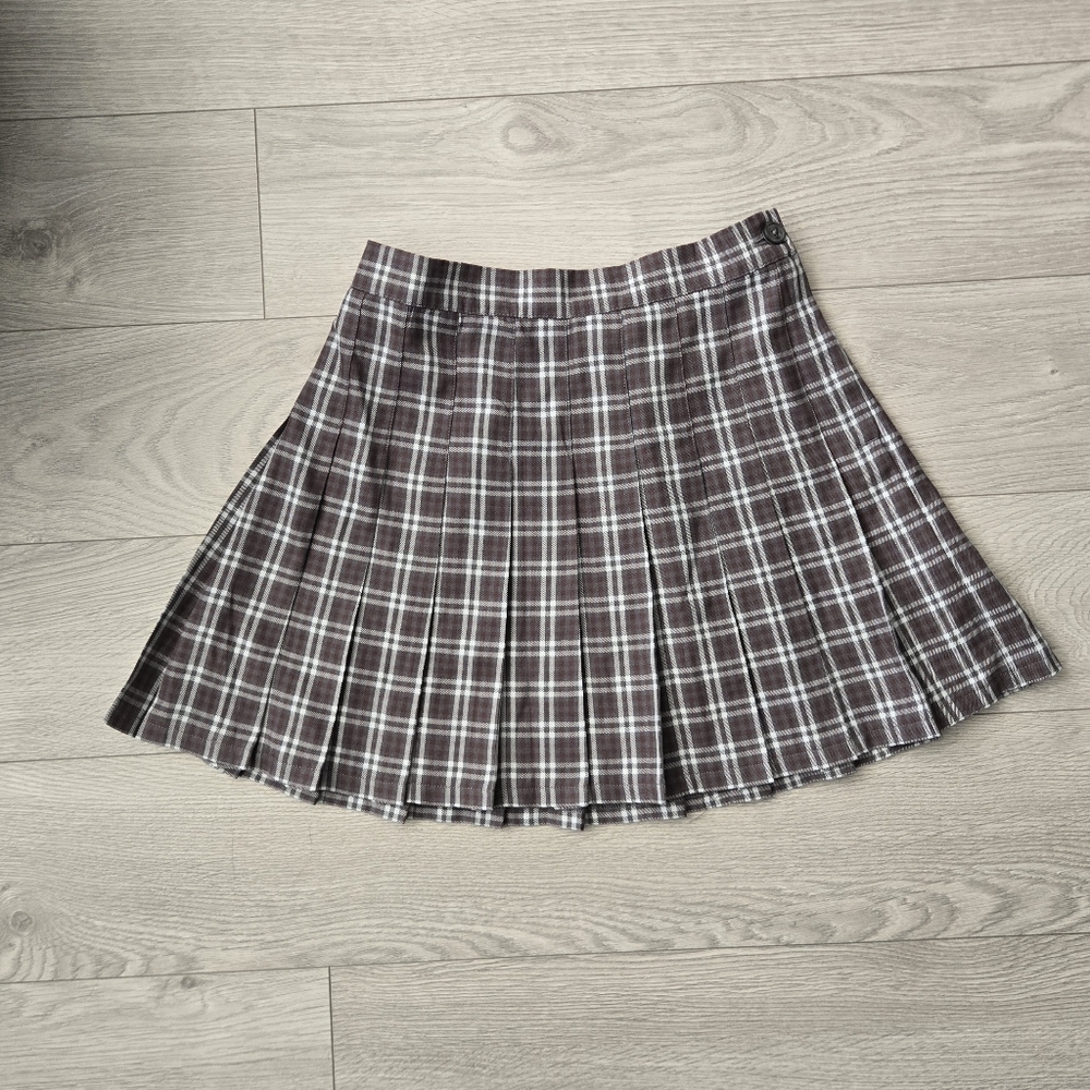Aerie Plaid Pleated Skirt in Brown and White
